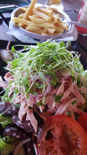 Opinii despre Sportheim Gebersheim în Leonberg - Gastronomie und Hotellerie