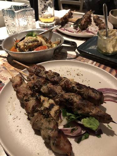 Comentarii opinii despre Yamas mezé restaurant & weinbar