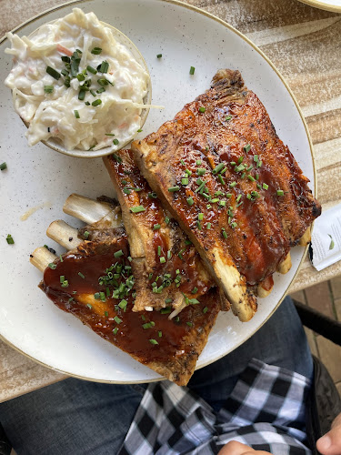 Opinii despre Restaurant Hopfenkeller în Rostock - Gastronomie und Hotellerie