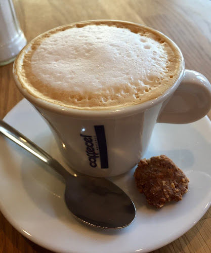 Opinii despre Café Lual în Hamburg - Gastronomie und Hotellerie