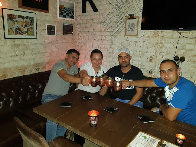 Willy's Bar - Gastronomie und Hotellerie