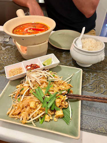 Opinii despre Pinto-Mama Thairestaurant Stuttgart în Stuttgart - Gastronomie und Hotellerie