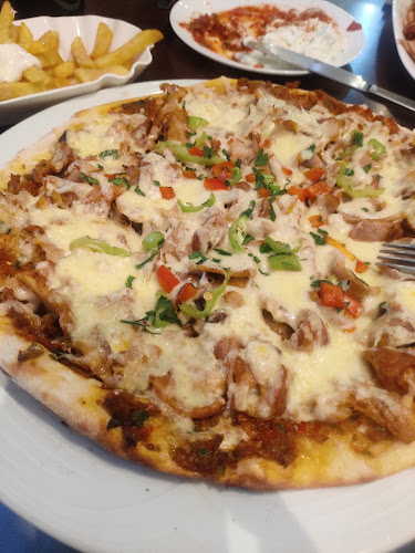 Comentarii opinii despre MUNZUR GRİLL RESTAURANT