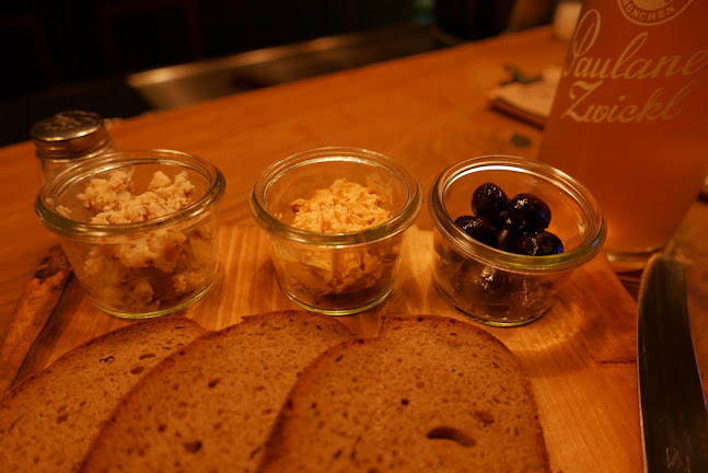 Opinii despre Zum Schwalbenschwanz în Berlin - Gastronomie und Hotellerie