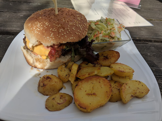 Comentarii opinii despre Flugplatz Biergarten Herrenteich