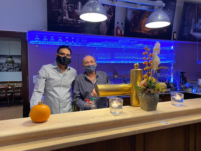 Opinii despre Mo's Kitchen Hürth în Hürth - Gastronomie und Hotellerie