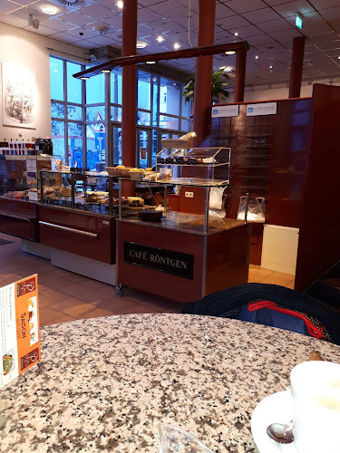 Opinii despre Classic Conditorei & Café Röntgen Warnemünde în Rostock - Gastronomie und Hotellerie