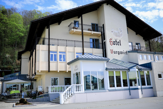 Opinii despre Hotel Burgwirt GmbH în Deggendorf - Gastronomie und Hotellerie