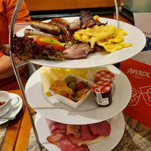 Cafe Riese Köln - Gastronomie und Hotellerie