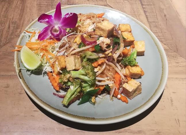 Opinii despre High Thai, Authentic Thai Cuisine în Passau - Gastronomie und Hotellerie