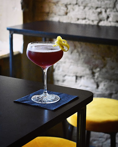 Ω Bar - Omega Bar - Gastronomie und Hotellerie