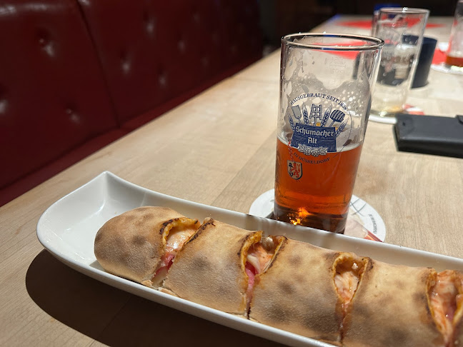 Opinii despre Weisse Maus în Düsseldorf - Gastronomie und Hotellerie