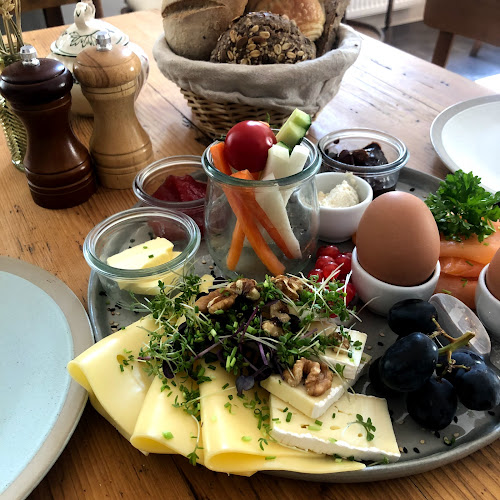 Opinii despre Café Heimelig în Frankfurt am Main - Gastronomie und Hotellerie