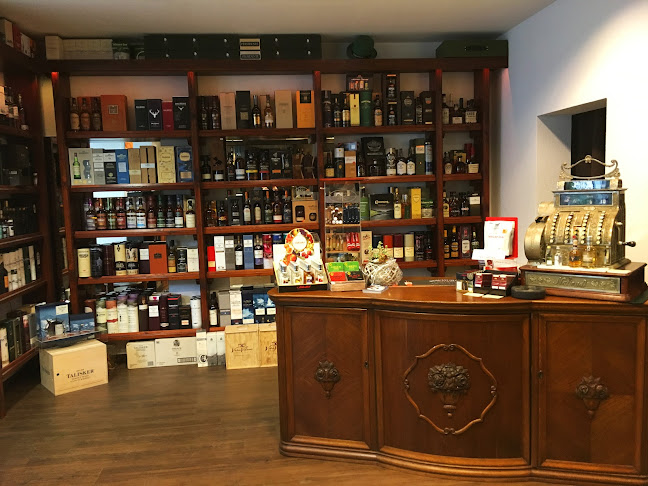 CIGAR MALT 46 LOUNGE