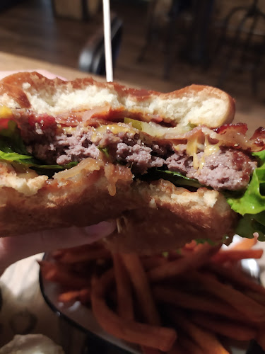 Comentarii opinii despre Burgeria