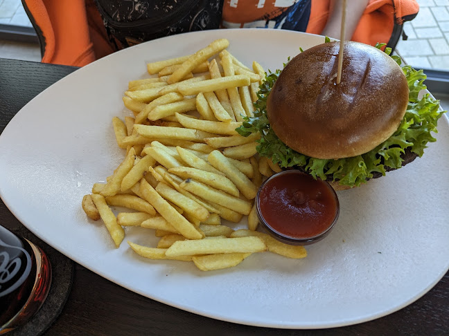 Opinii despre Das Hölderlin în Nürtingen - Gastronomie und Hotellerie