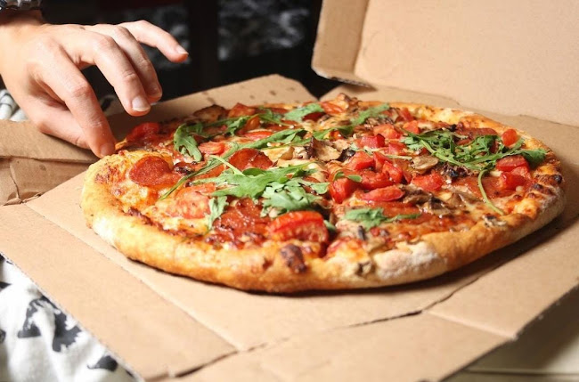 Opinii despre Mix-Essen Lieferdienst für Pizza - Burger & Bowl 🥗🍕 în Gladbeck - Gastronomie und Hotellerie