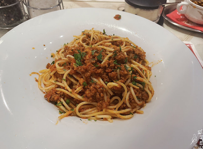 La Commedia Pizzeria Restaurant - Gastronomie und Hotellerie