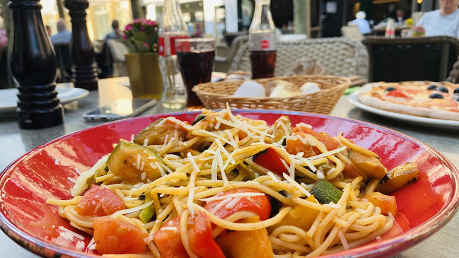 Rossini Cafe Ristorante - Gastronomie und Hotellerie