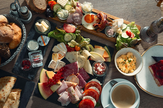 Alt-Blankenburg 44, 13129 Berlin