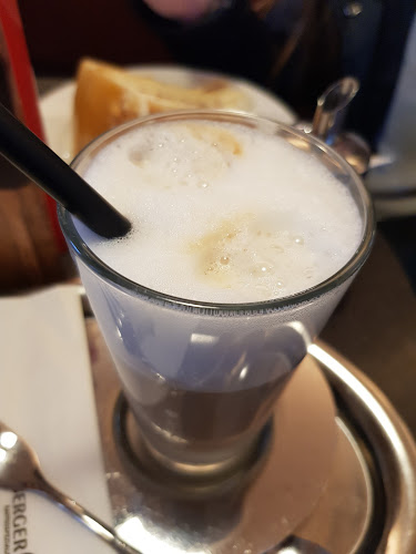 Comentarii opinii despre Schieber Cafe