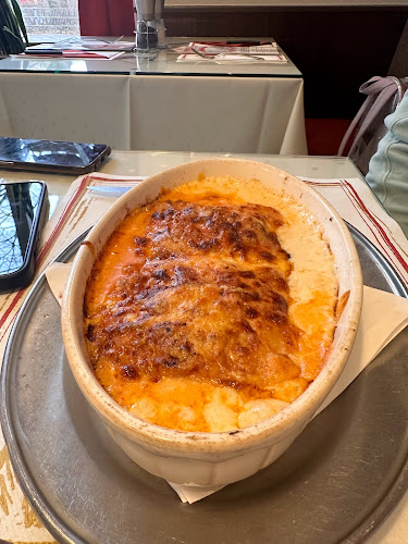 La Commedia Pizzeria Restaurant