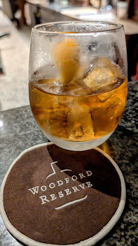 Pub Ju-52 - Gastronomie und Hotellerie