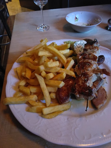 Ob. Str. 50, 40668 Meerbusch