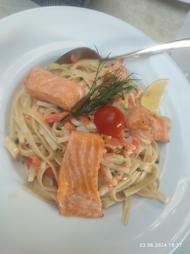 Comentarii opinii despre Paramount Restaurant