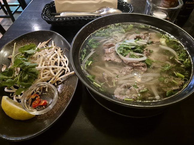 Opinii despre Nhy Star în Bochum - Gastronomie und Hotellerie