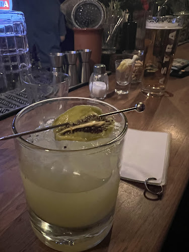 Opinii despre It's a Bar în Berlin - Gastronomie und Hotellerie