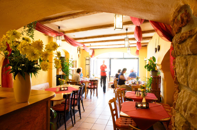 Comentarii opinii despre Fuchshöhl • Punjabi Haveli