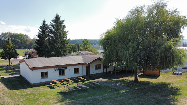 Opinii despre TGN-Sportgaststätte în Neustadt bei Coburg - Gastronomie und Hotellerie