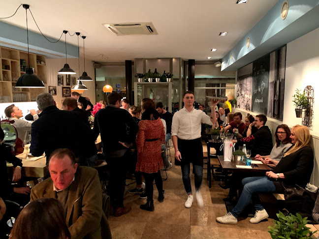 La Pizza | Pizzeria Napoletana - Gastronomie und Hotellerie