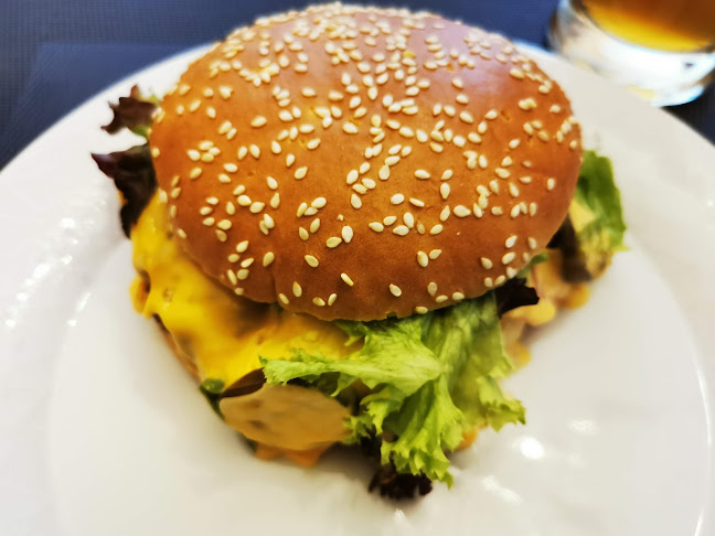 Haus Oestreich - Gastronomie und Hotellerie