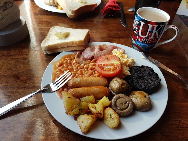 English Pub The Red Lion