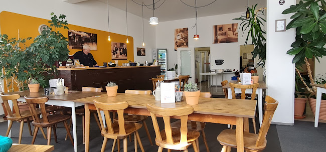 Opinii despre Café zum Blumentopf în Augsburg - Gastronomie und Hotellerie