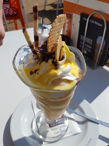 Opinii despre Classic Conditorei & Café Röntgen Warnemünde în Rostock - Gastronomie und Hotellerie
