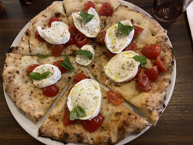 La Pizza | Pizzeria Napoletana