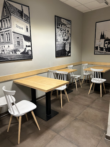 Balthasar-Neumann-Platz 24, 50321 Brühl