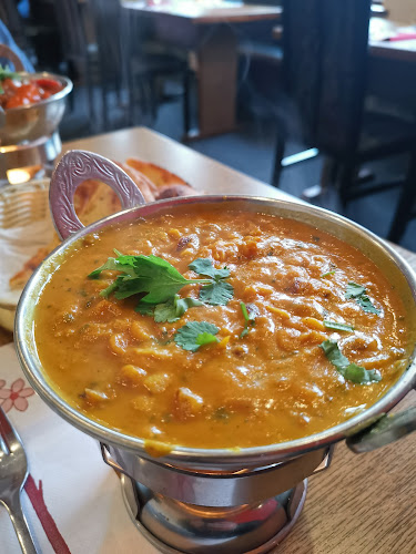 Opinii despre Taj Restaurant Aurich în Aurich - Gastronomie und Hotellerie