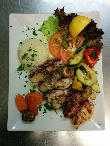 Opinii despre Restaurant Kipos în Bergkirchen - Gastronomie und Hotellerie