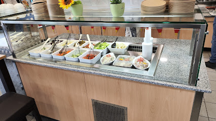 Globus Imbiss im Baumarkt