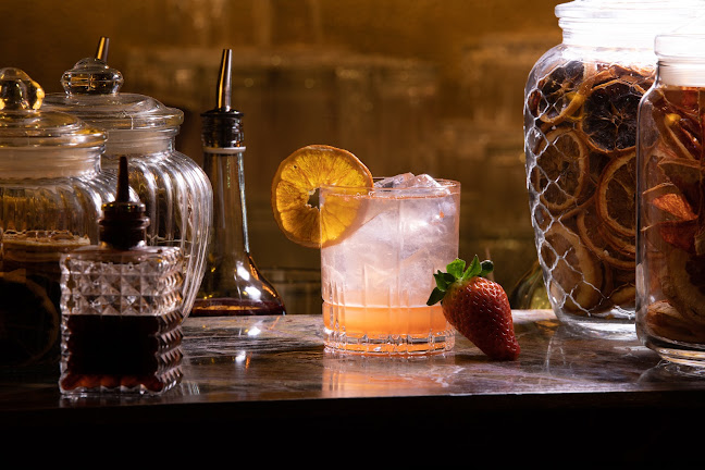 100 Gramm Bar & Lounge - Gastronomie und Hotellerie