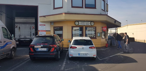 Cafeteria Truck-Stop