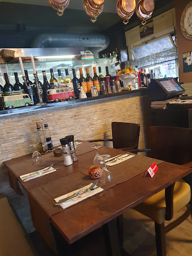 Opinii despre Markt 8 Cuccina Italiana în Hilden - Gastronomie und Hotellerie