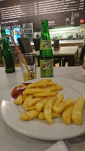 Opinii despre Super Knolle în Villingen-Schwenningen - Gastronomie und Hotellerie