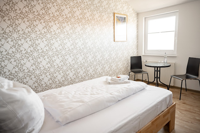 Gasthaus Schenke Inh. Jürgen Schenke - Gastronomie und Hotellerie