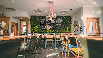 Mitsi Cafe-Bistro-Bar