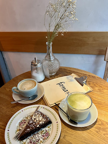 Comentarii opinii despre Café Fama